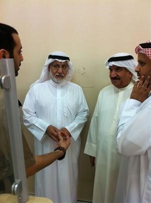 العميد عدنان الكندري خلال جولته في هجرة الجهراء﻿