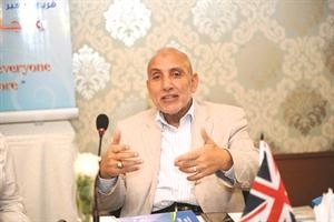 دهاني البنا رئيس المنتدى الانساني العالمي في بريطانيا هاني عبدالله
