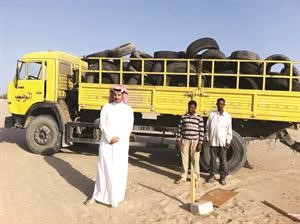جانب من رفع الاطارات المهملة