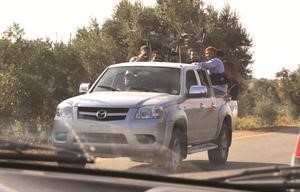 دوريات مستمرة للثوار على الطرق في ريف ادلب