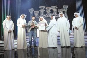  وجائزة الفنان الراحل محمد السريع لافضل ممثل واعد بالمهرجان علي الحسيني﻿