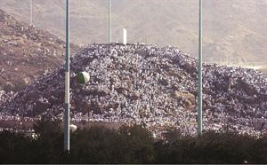 الوقوف بعرفة ركن الحج الاساسي﻿