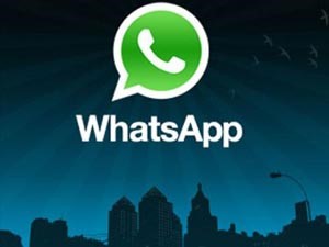 شاب سعودي يسوق خراف الأضاحي عبر الـ «واتس أب»