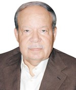 احمد فتحي سرور