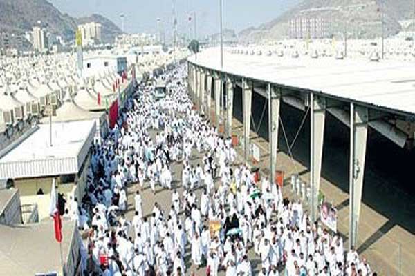 السعودية تشدد إجراءات الأمن لمنع تسرب 800 ألف حاج مخالف عبر 60 ممراً صحراوياً