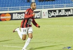 موت المغربي جواد اقدار فرض اجواء حزينة على الدوري المغربي