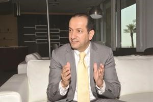 مدير مستشفى الامراض الصدرية دنادر العوضي متحدثا لـالانباء متين غوزال
