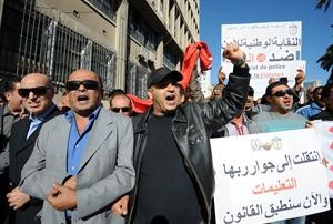 ﻿تظاهرة في تونس تطالب بوقف العنف ضد الصحافيين 	افپ﻿