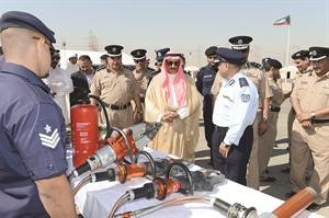 الشيخ دابراهيم الدعيج متفقدا النقطة الامنية﻿