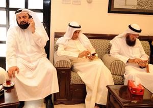 خالد السلطان واحمد السعدون ودوليد الطبطبائي خلال الاجتماع﻿