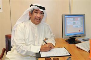 عادل الخرافي يتقدم باوراق ترشحه قاسم باشا