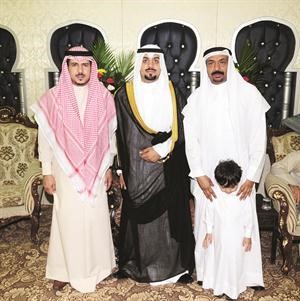 عبداللطيف الشمري وحمود ابومحمد يباركان
