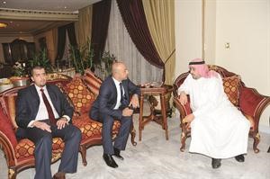 جاسم كمال في حديث مع الوفد العراقي	﻿
