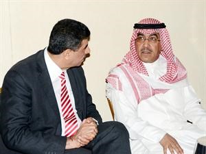 حوار بين الزميل عدنان الراشد واحد اعضاء الوفد العراقي﻿