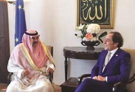 وزير الخارجية الشيخ صباح الخالد مستقبلا نظيره البرتغالي باولو بورتاش