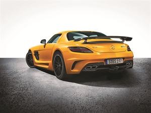 سيارة «مرسيدس ـ AMG» الرياضية تتألق بالأداء القوي من Black Series