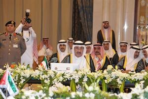 الشيخ احمد الحمود مترئسا وفد الكويت في الاجتماع الوزاري﻿