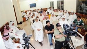 بعض ناخبي الاولى في مقر خالد الشطي

