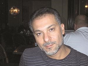 حاتم علي
