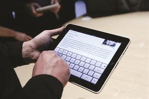 سرقة أجهزة «آي باد» بقيمة 1.5 مليون دولار