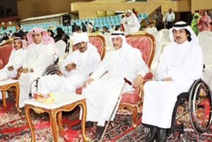 السفير السوداني وشافي الهاجري يتقدمان الحضور
