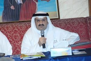 فالح مهاوش متحدثا خلال ندوته النسائية﻿