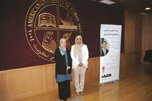 الزميلة نوف العياضي مع رحاب البهي مسؤول العلاقات الاعلامية ﻿