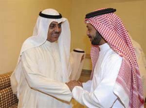 ومستقبلا احد الحضور﻿