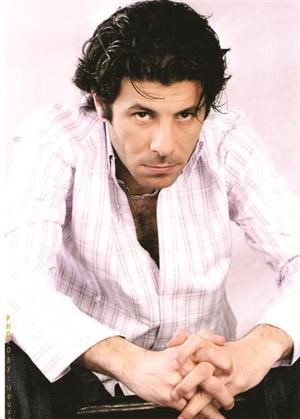 اياد نصار