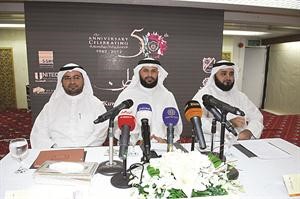 محسام الخرافي ومعيسى العنزي وموليد الغانم خلال الاحتفال
