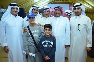 نواف اللافي متوسطا بعض ابناء الدائرة الاولى﻿