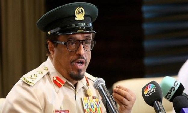 ضاحي خلفان: 10 آلاف درهم لمن يكتب 100 نكتة عن الإخوان.. وإذا قبل المصريون بأن يداروا بسلطان المرشد فنحن لن نقبل