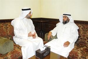 دعبدالرحمن الجيران متحدثا للزميل محمد راتب اسامة ابو عطية