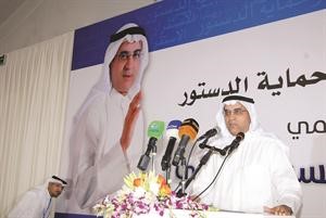 مرشح الدائرة الثالثة النائب والوزير الاسبق احمد المليفي متحدثا خلال الندوة﻿