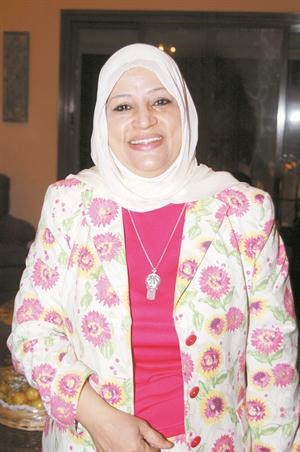 مديرة ادارة المسرح كاملة العياد