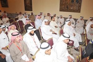 جانب من الحضور في ديوان الخرافي﻿