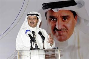 احمد العبيد متحدثا في ندوته النسائية﻿