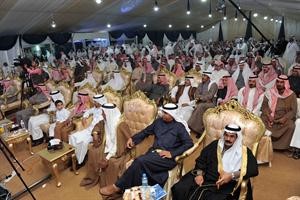 حضور حاشد في مقر الحريجي﻿