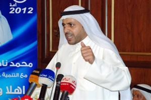 محمد الجبري متحدثا الى ناخبيه
