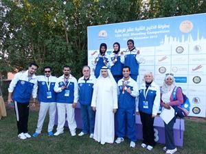 وفد المنتخب الوطني للرماية اثناء التتويج
