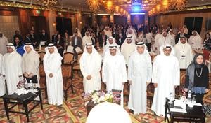 سامي الرشيد يتوسط قياديي القطاع النفطي في افتتاح المؤتمرمتين غوزال