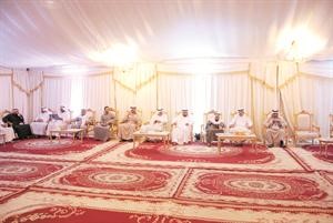 المرشح خالد المضاحكة متوسطا الحضور من ابناء الدائرة الثانية عباس مكحل
