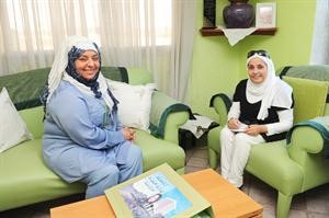دمنى الغريب مع الزميلة بشرى شعبان