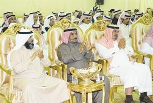 جانب من الحضور خلال الندوة