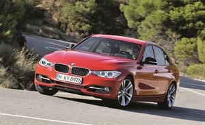 «BMW» الفئة الثالثة الجديدة تحصد جائزة المقود الذهبي