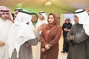 ذكرى الرشيدي تستقبل ناخبيها﻿