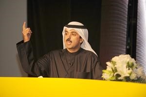 مرشح الدائرة الثانية النائب السابق علي الراشد متحدثا الى ناخبيه﻿