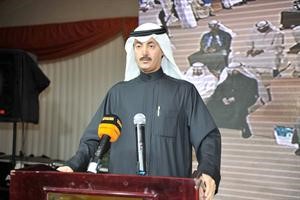 عبداللطيف المناور خلال حديثه﻿