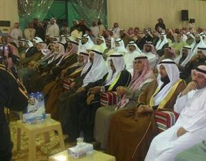 الحضور في افتتاح مقر عمش الشمري﻿