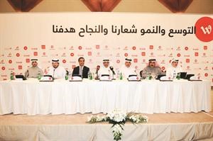 ال ثاني وفهد عثمان السعيد ودناصر معرفية وبسام حنون وعبدالعزيز فخرو خلال الجمعية العموميةهاني عبدالله﻿
